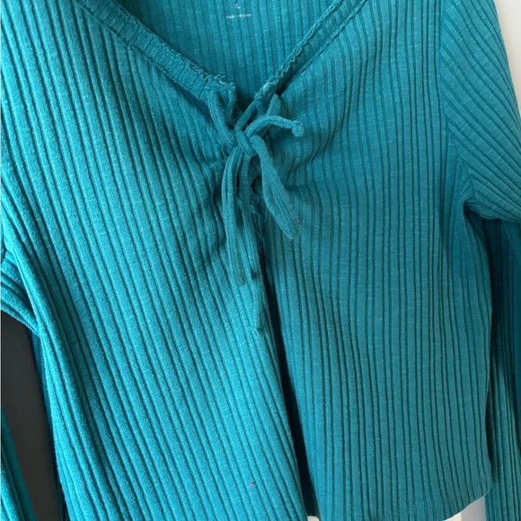 Girls Top Preowned - Picture 4 of 5